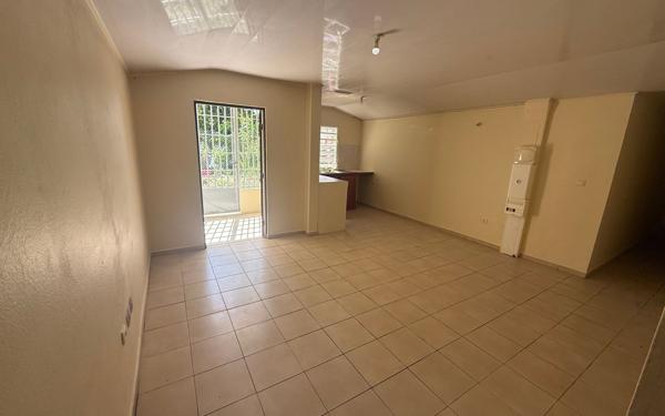 Appartement à louer    3 pièces •  Saint-Laurent-du-Maroni