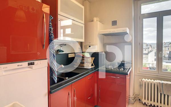 Appartement à louer    3 pièces • 54 m2 Brive-la-Gaillarde