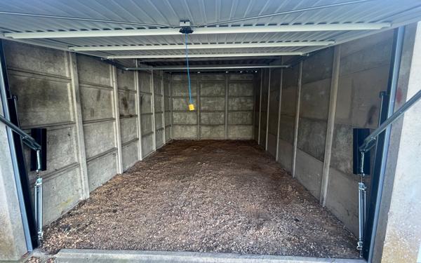 Stationnement à louer    Le Mans