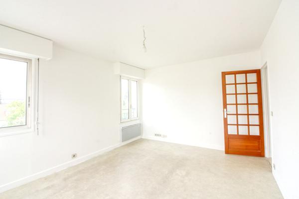 Appartement 2 pièces proche du centre ville des commerces et 10 mn du RER B Antony