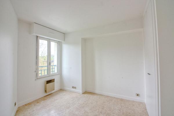 Appartement 2 pièces proche du centre ville des commerces et 10 mn du RER B Antony