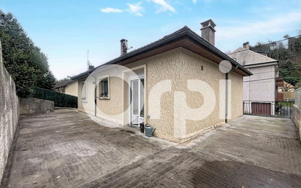 Maison à vendre    3 pièces •  Brive-la-Gaillarde