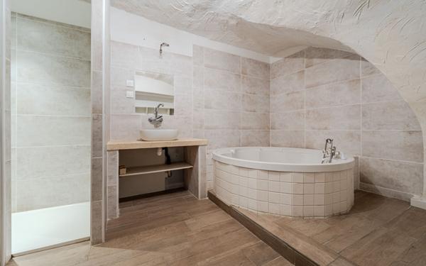 Maison à vendre    5 pièces •  Aubais