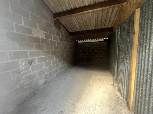 Parking à louer 70 € CC Blois 12 m² DPE