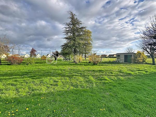 Terrain de 1 942 m²