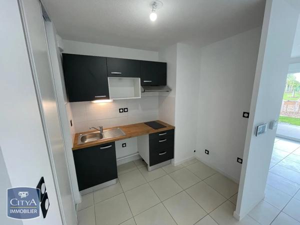 Appartement à louer 2 pièces 40.5m² Belberaud (31450)