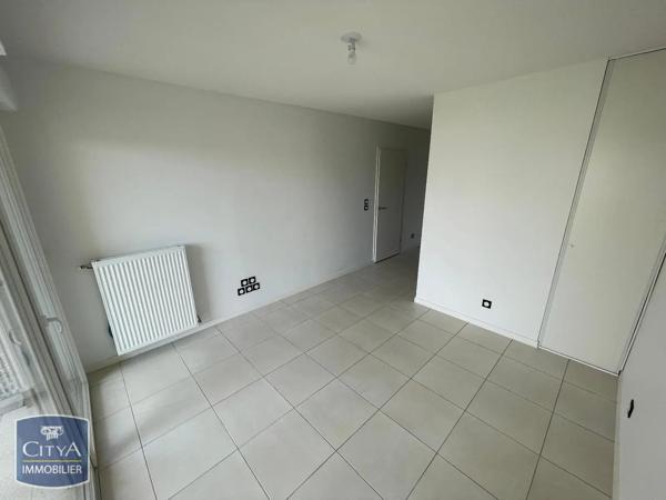 Appartement à louer 2 pièces 40.5m² Belberaud (31450)