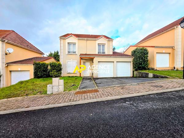 Maison 6 pièces, 4 chambres à 12 minutes de la gare à ARGENTEUIL €399 000 ** - Référence 4538