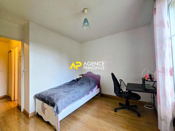 Maison 6 pièces, 4 chambres à 12 minutes de la gare à ARGENTEUIL €399 000 ** - Référence 4538