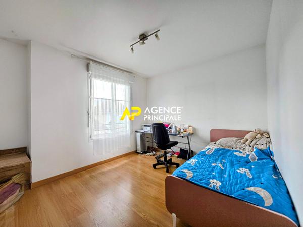 Maison 6 pièces, 4 chambres à 12 minutes de la gare à ARGENTEUIL €399 000 ** - Référence 4538