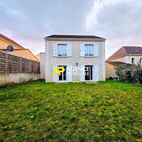 Maison 6 pièces, 4 chambres à 12 minutes de la gare à ARGENTEUIL €399 000 ** - Référence 4538