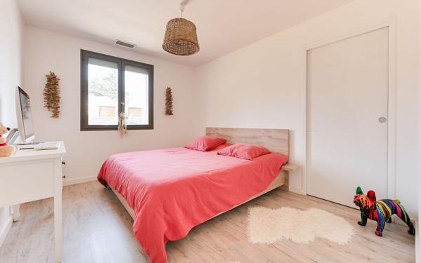 GREZIEU LA VARENNE, BELLE MAISON DE PLAIN PIED DE 160 M2 HABITABLES POSSIBILITE DEPENDANCE DE 40 M2 SUPPLEMENT