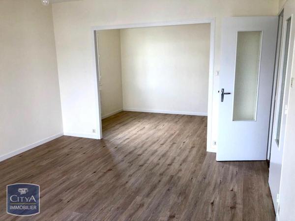 Maison à louer 4 pièces 71.78m² Bourges (18000)