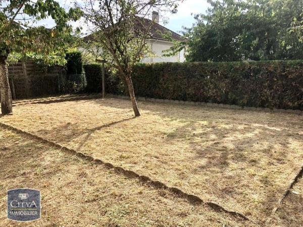 Maison à louer 4 pièces 71.78m² Bourges (18000)
