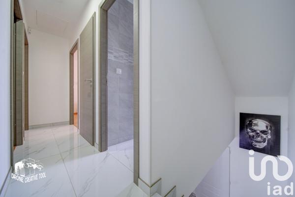 Maison traditionnelle 5 pièces de 90 m² à Hatrize (54800)