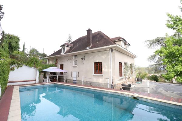 MAISON INDIVIDUELLE 250m² sur Terrain arboré 1300m²