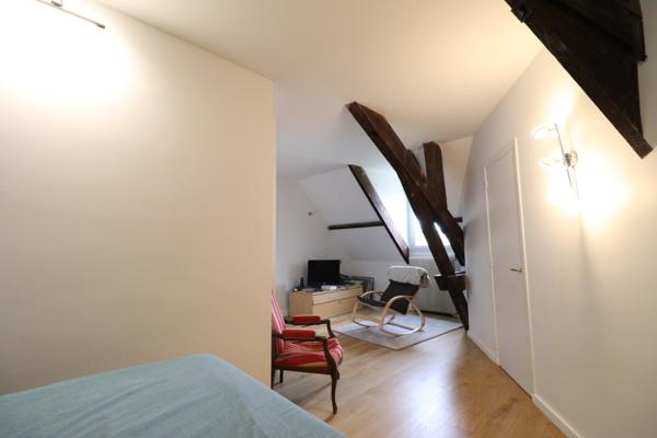 MAISON INDIVIDUELLE 250m² sur Terrain arboré 1300m²
