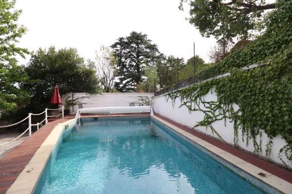 MAISON INDIVIDUELLE 250m² sur Terrain arboré 1300m²