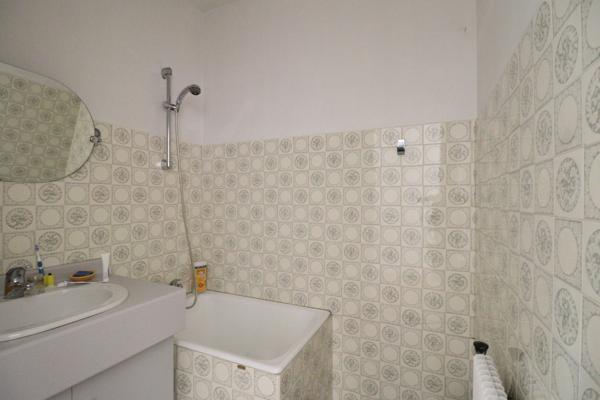 MAISON INDIVIDUELLE 250m² sur Terrain arboré 1300m²