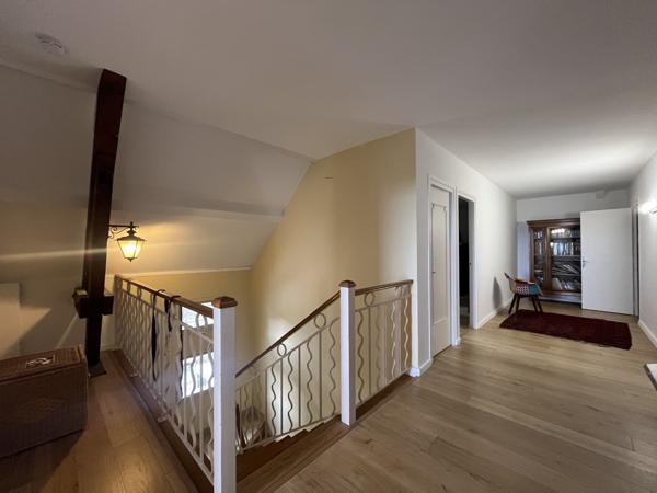 MAISON INDIVIDUELLE 250m² sur Terrain arboré 1300m²