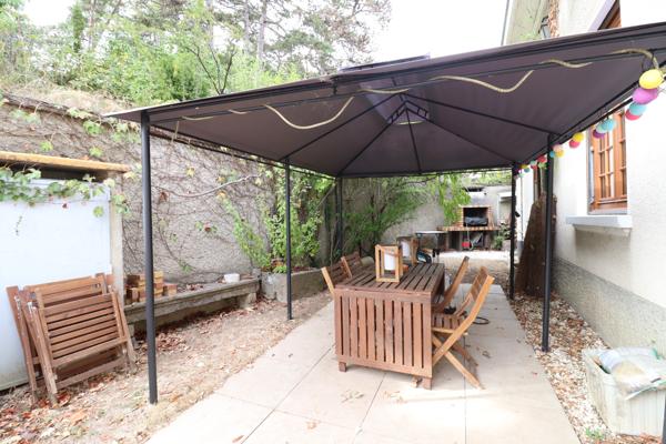 MAISON INDIVIDUELLE 250m² sur Terrain arboré 1300m²