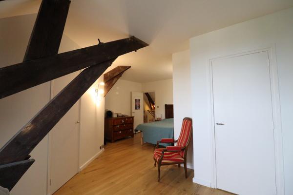 MAISON INDIVIDUELLE 250m² sur Terrain arboré 1300m²
