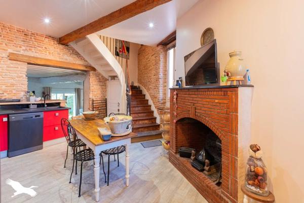 Maison à vendre |  L'Isle-Jourdain |  6 pièces | 194 m²