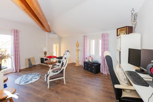 Maison à vendre |  L'Isle-Jourdain |  6 pièces | 194 m²