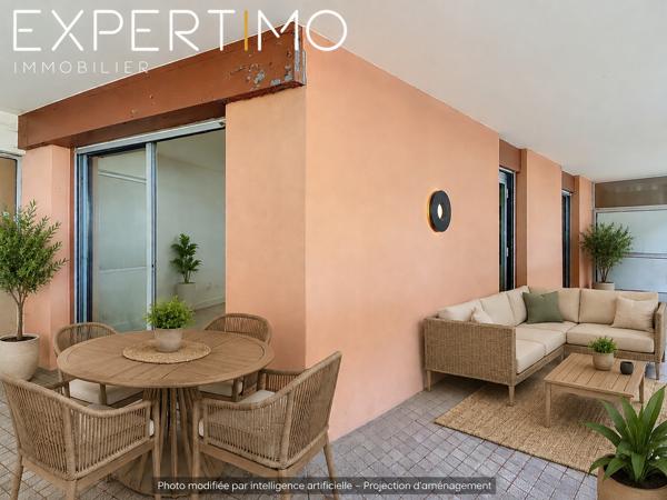 EXCLUSIVITE MANDELIEU-LA-NAPOULE – CAPITOU | 2 PIÈCES DE 30,02 M² AVEC TERRASSE DE 20 M² CAVE ET PARKING Emmanuelle RAMOS vous propose en exclusivité ce 2 pièces de 30,02 m² Loi Carrez, situé dans le secteur recherché de Capitou à Mandelieu-la-Napoule, au sein d’une résidence avec gardien et piscine.