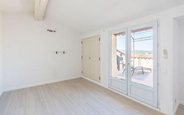 Appartement à vendre    4 pièces •  Pertuis