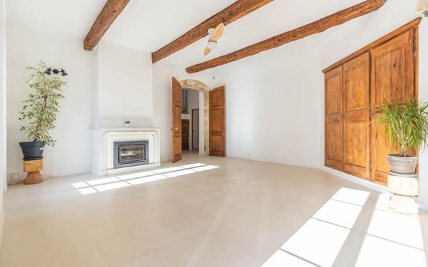 Appartement à vendre    4 pièces •  Pertuis