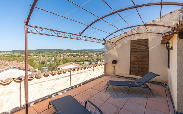 Appartement à vendre    4 pièces •  Pertuis