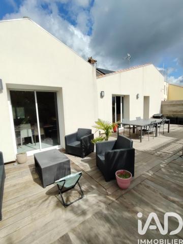 Maison à vendre 6 pièces 110 m² Le Poiré-sur-Vie