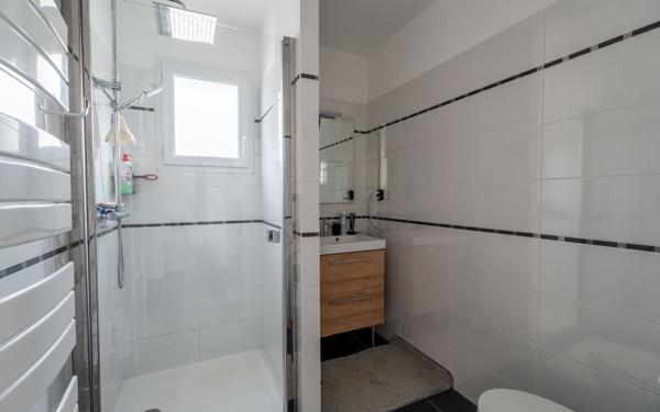 Maison à vendre    4 pièces •  Biscarrosse