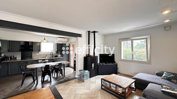 Maison
         6 pièces
        - 132 m² 310 000 € *
