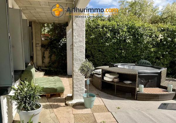 Vente                                                      Maison
                        
                     8 pièces                      158 m2                     à Carcassonne
