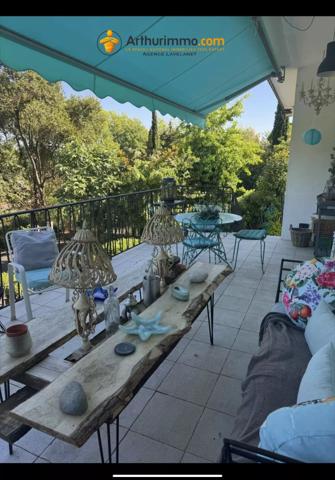 Vente                                                      Maison
                        
                     8 pièces                      158 m2                     à Carcassonne