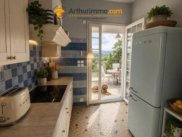Vente                                                      Maison
                        
                     8 pièces                      158 m2                     à Carcassonne