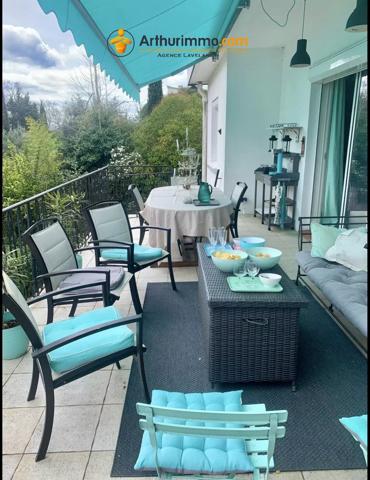 Vente                                                      Maison
                        
                     8 pièces                      158 m2                     à Carcassonne