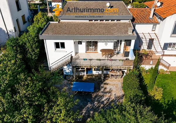 Vente                                                      Maison
                        
                     8 pièces                      158 m2                     à Carcassonne