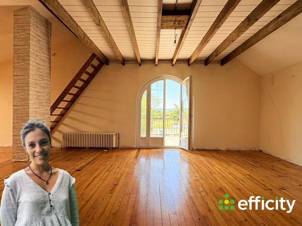 Maison
         8 pièces
        - 306 m² Exclusivité 415 000 € *