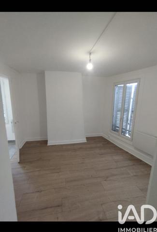 Location appartement 3 pièces 55 m² Montereau-Fault-Yonne