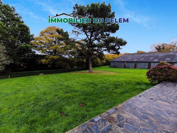 Callac (22160) 0 travaux, 0 vis à vis, à 2 pas des commodités !