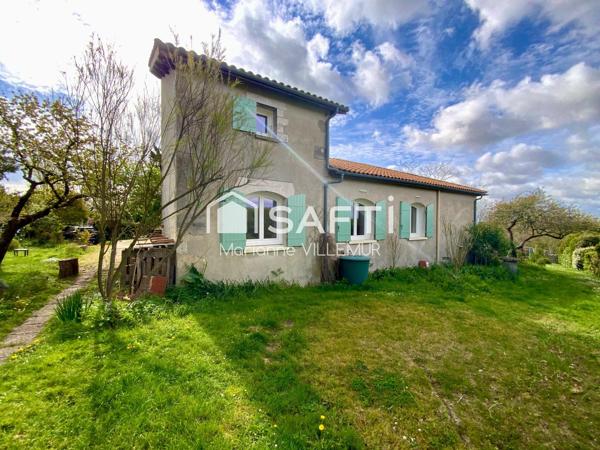 Proche Nérac, maison de Plain-pied d'environ 138 m² habitables sur un terrain de 3073 m²