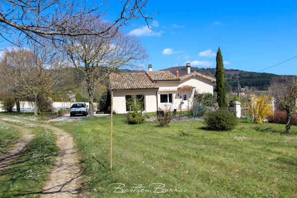 Maison à vendre 9 pièces VERNOUX EN VIVARAIS (07)