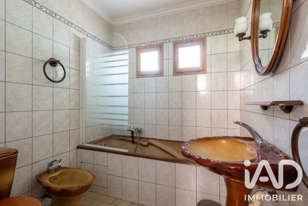 Maison à vendre 7 pièces 175 m² Saint-Martin-d'Hères