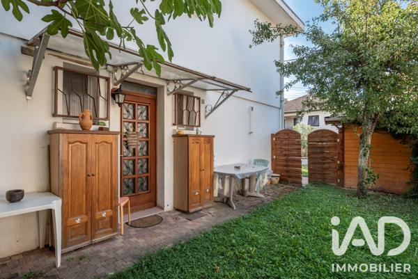 Maison à vendre 7 pièces 175 m² Saint-Martin-d'Hères