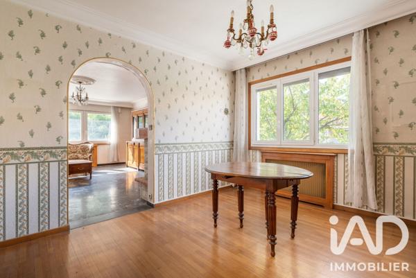 Maison à vendre 7 pièces 175 m² Saint-Martin-d'Hères