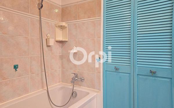 Appartement à vendre    3 pièces • 60,34 m2 La Ciotat