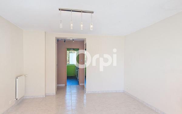 Appartement à vendre    3 pièces • 60,34 m2 La Ciotat